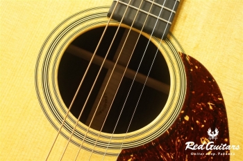 HD-28 Standard